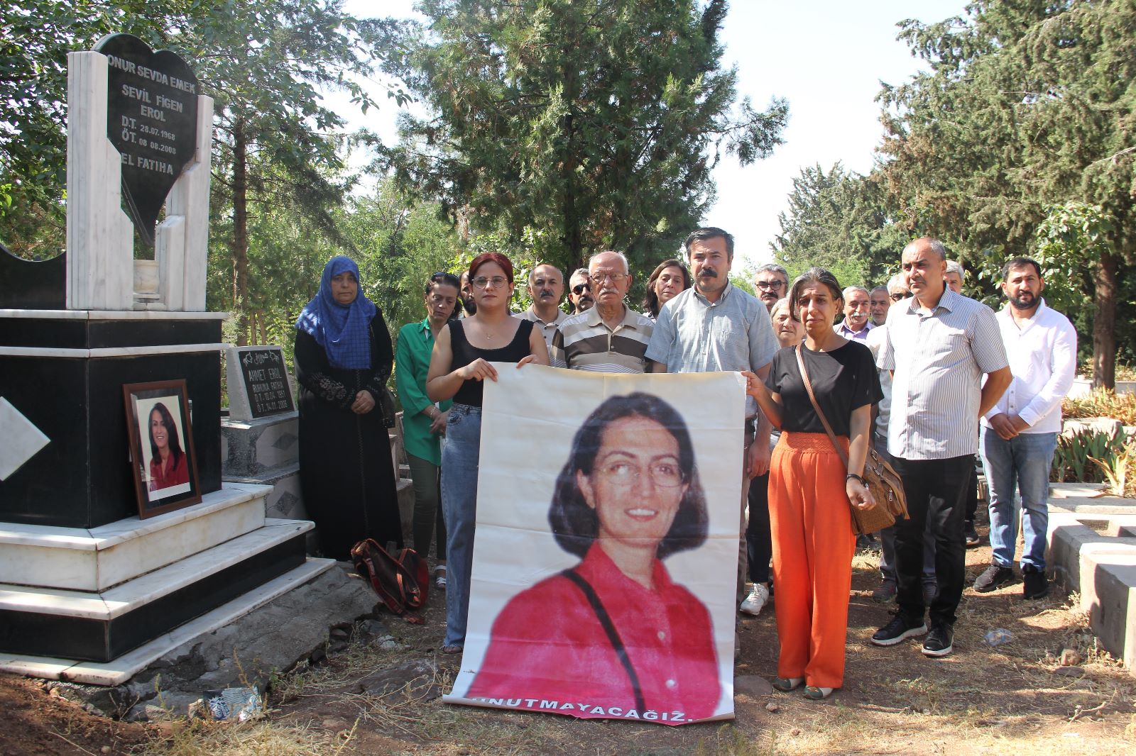Sevil Figen Erol'un Aramızdan Ayrılışının 15. Yılında Özlemle Anıyoruz!