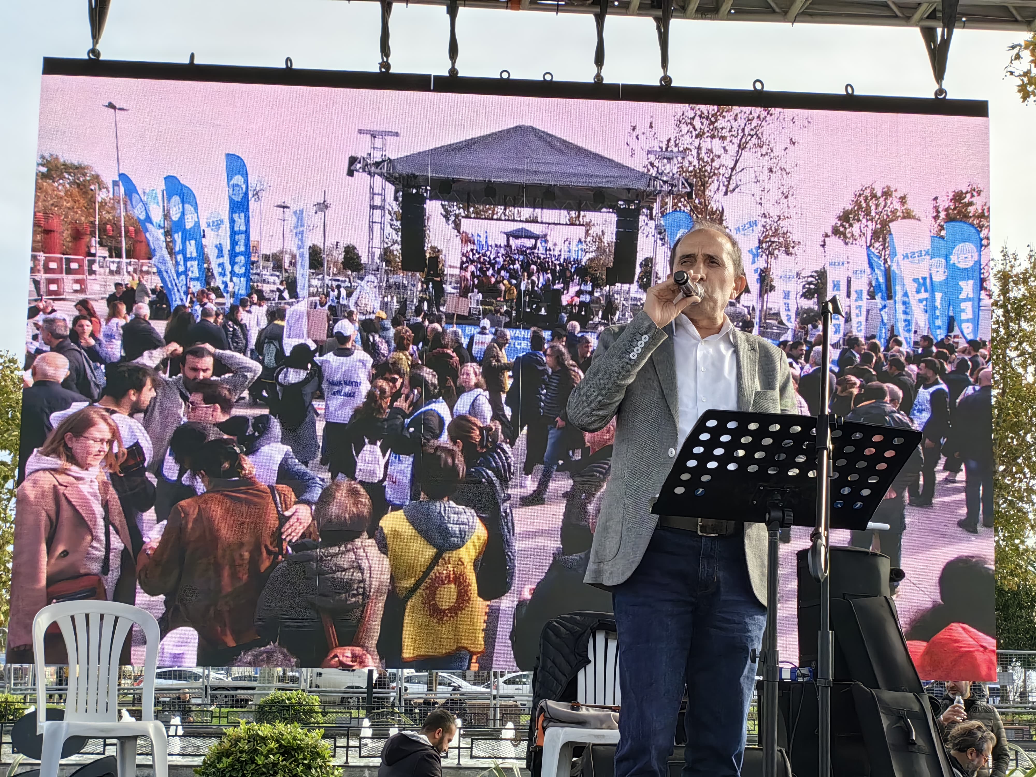 WhatsApp Image 2023-12-06 at 10.32.13