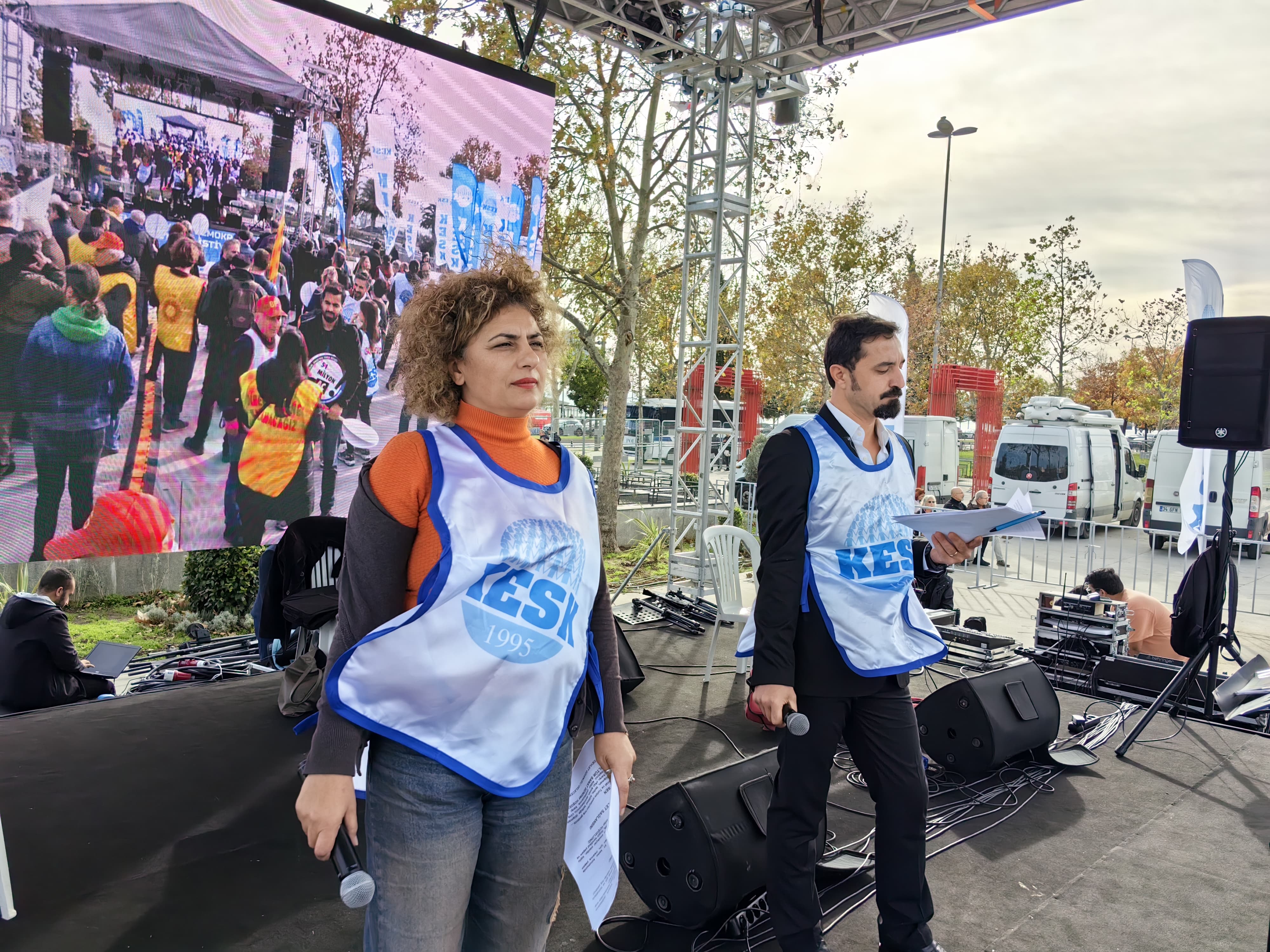 WhatsApp Image 2023-12-06 at 10.32.22